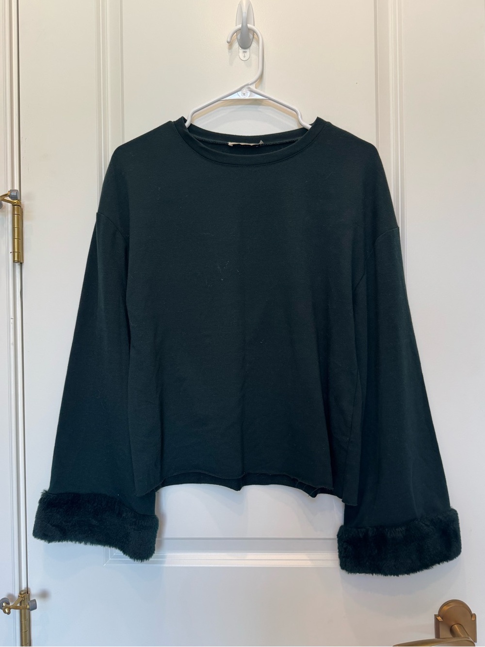 Zara Dark Green Sweatshirt with Faux Fur Trim Cuffs